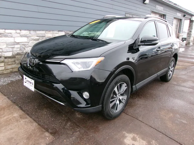 2017 Toyota RAV4 XLE
