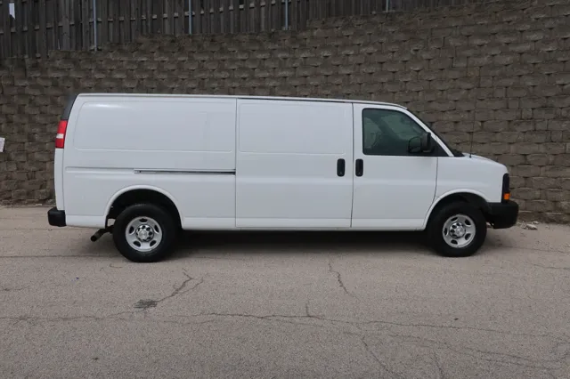 2016 Chevrolet Express Cargo Work Van - Photo 4