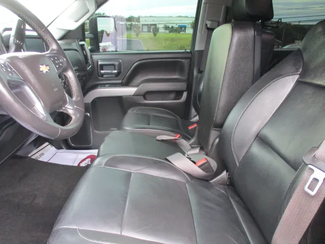 2016 Chevrolet Silverado 2500HD photo 6