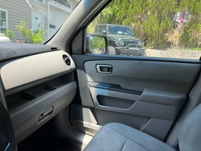 2012 Honda Pilot LX - Photo 21