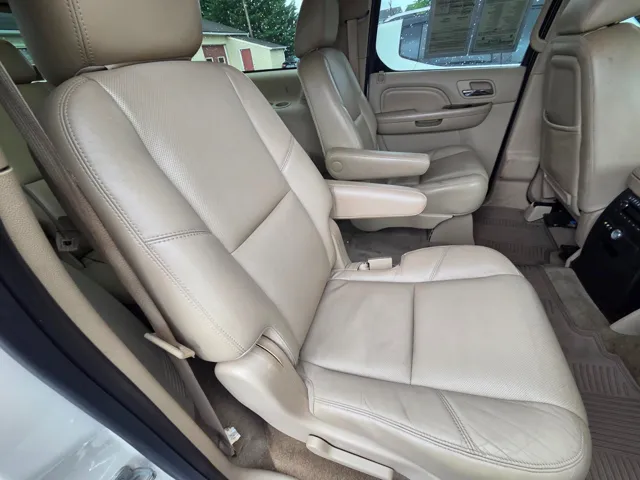 2013 Cadillac Escalade ESV Luxury - Photo 10