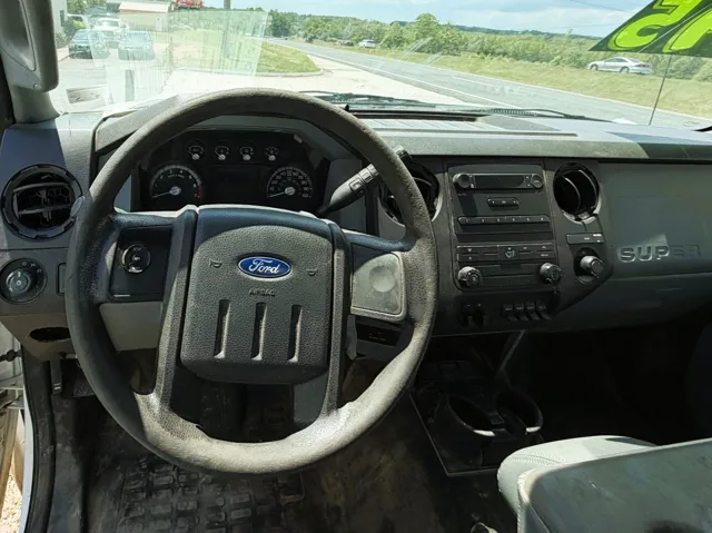 2015 Ford F-350 Super Duty Chassis Cab XLT - Photo 10