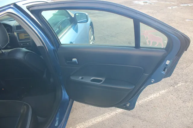 2010 Ford Fusion SEL - Photo 16