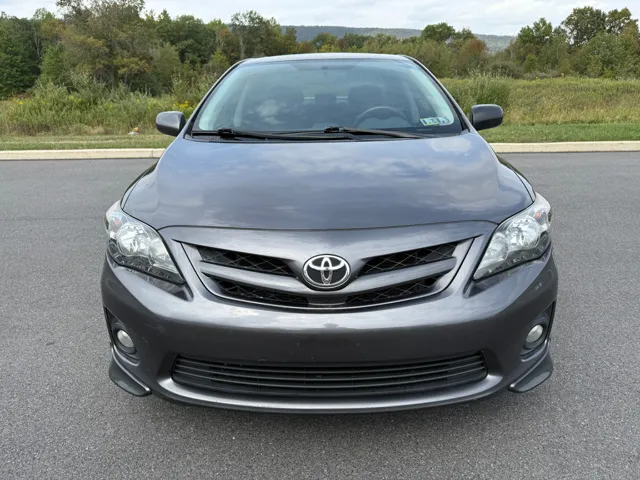 2013 Toyota Corolla S photo 2