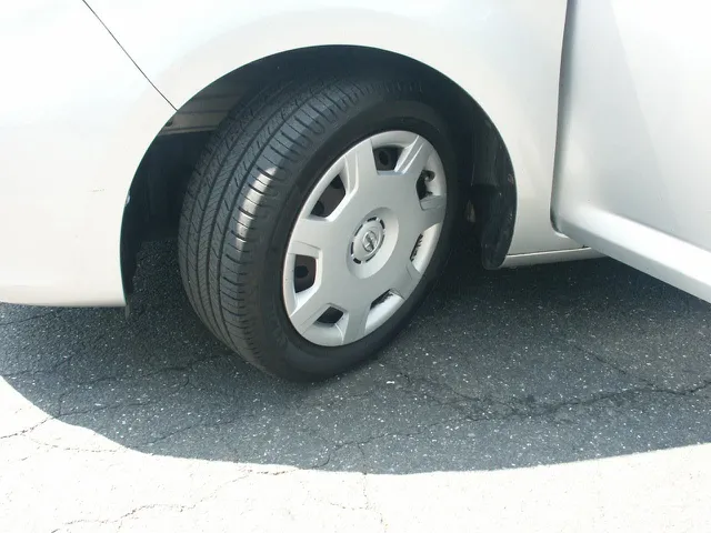 2011 Scion xB photo 12