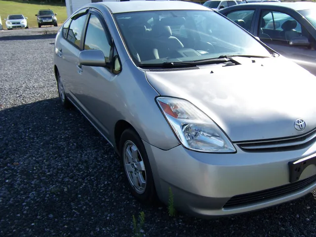 2004 Toyota Prius Base