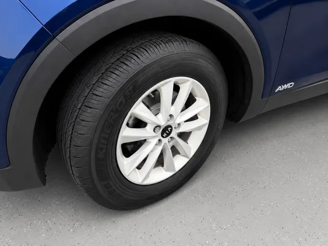 2019 Kia Sorento LX - Photo 22