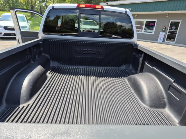2017 Nissan Frontier SV - Photo 18