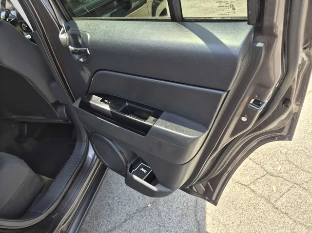 2016 Jeep Patriot Sport - Photo 15
