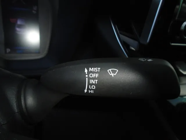 2021 Toyota Corolla LE - Photo 48