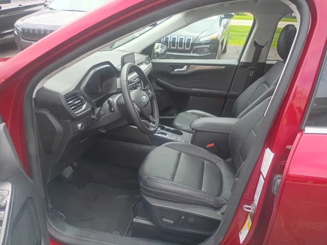 2022 Ford Escape Titanium - Photo 8