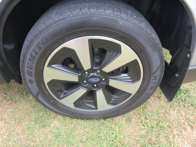 2018 Subaru Forester Limited photo 25