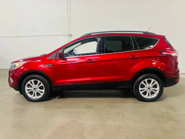 2018 Ford Escape SE photo 3