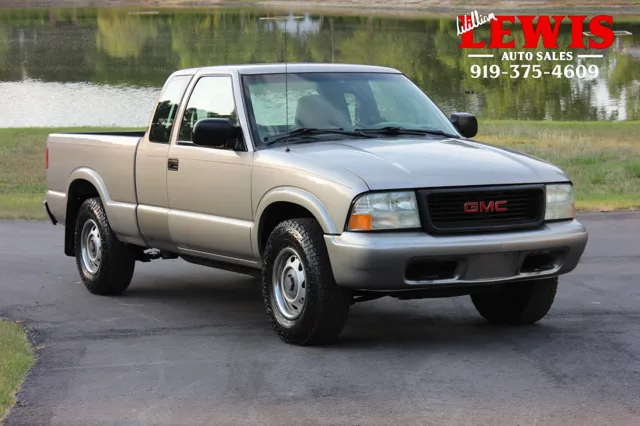 2002 GMC Sonoma's photo