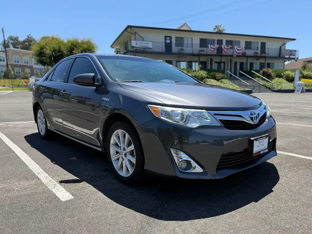 2014 Toyota Camry SE Hybrid - Photo 10