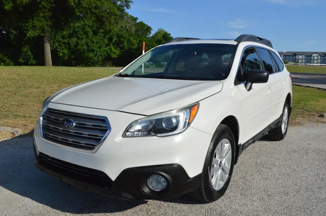 2015 Subaru Outback 2.5i Premium CVT PZEV's photo
