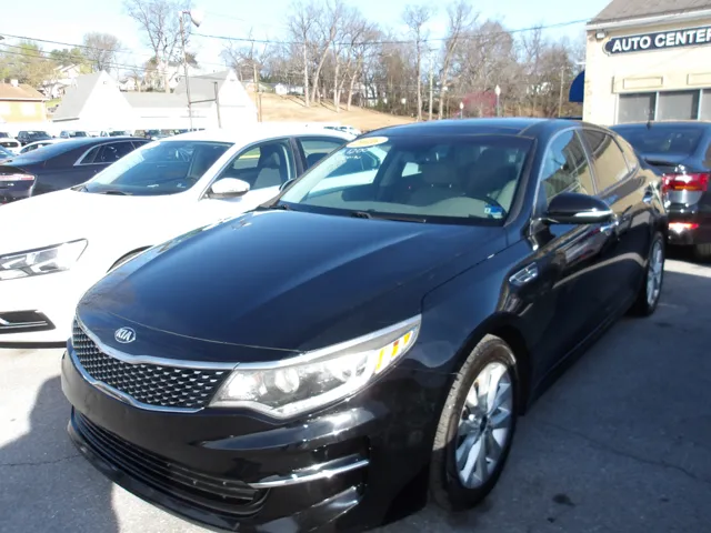 2016 Kia Optima EX AT's photo