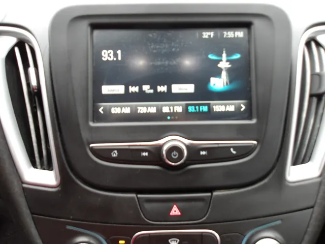 2017 Chevrolet Malibu 1LS - Photo 10