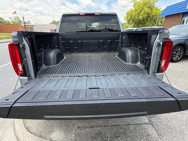 2025 GMC Sierra 1500 SLT - Photo 8