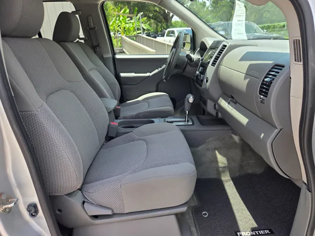 2017 Nissan Frontier SV - Photo 29