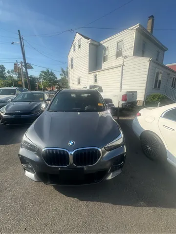 2021 BMW X1 xDrive28i's photo
