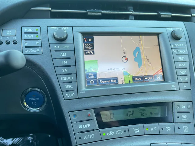 2014 Toyota Prius Four - Photo 15