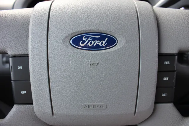 2004 Ford F-150 XLT - Photo 26
