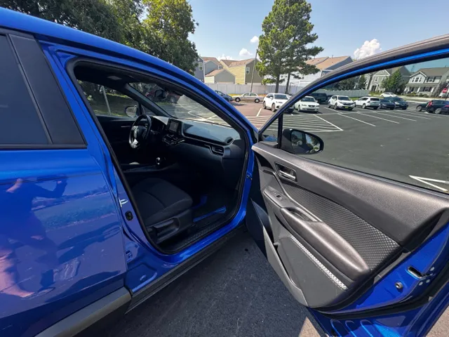 2018 Toyota C-HR XLE Premium - Photo 8