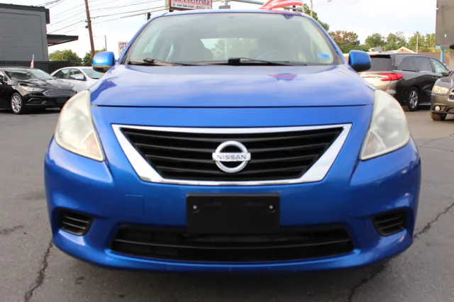 2014 Nissan Versa Sedan SV