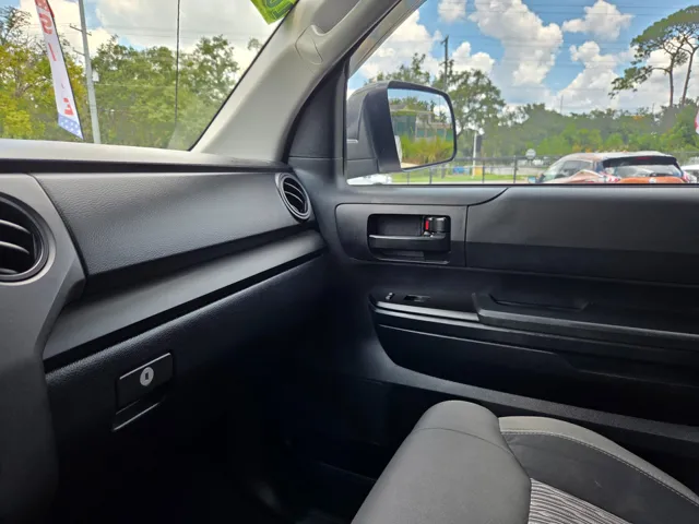 2018 Toyota Tundra SR5 photo 18