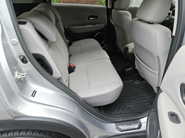 2017 Honda HR-V EX 4WD photo 24