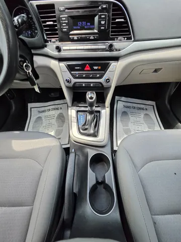 2017 Hyundai Elantra SE - Photo 8