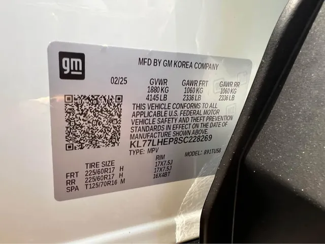 2025 Chevrolet Trax LT - Photo 16