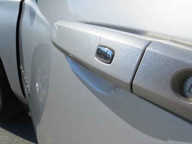2017 Chevrolet Suburban LT photo 29