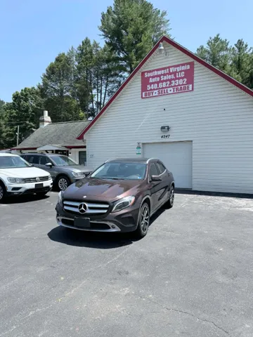 2015 Mercedes-Benz GLA GLA250 4MATIC's photo