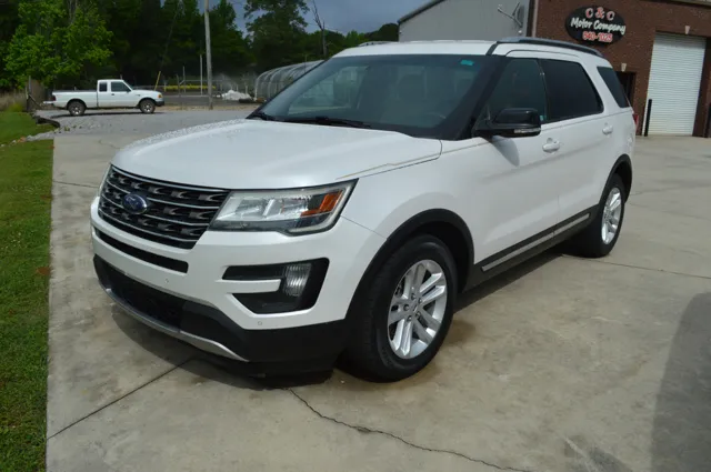 2016 Ford Explorer XLT FWD's photo