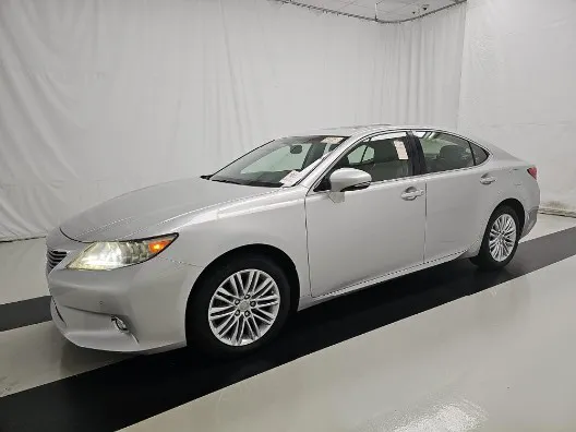 2013 Lexus ES 350's photo