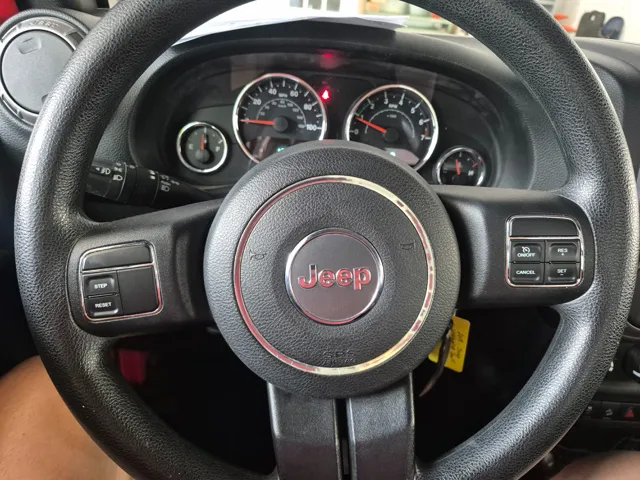 2015 Jeep Wrangler Unlimited Sport - Photo 17