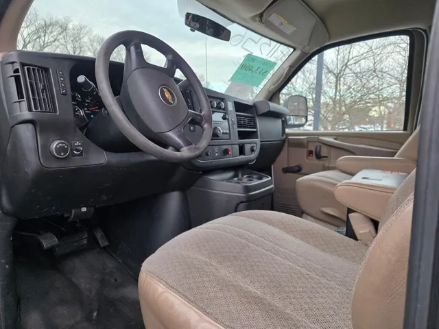 2012 Chevrolet Express Cargo Work Van - Photo 10