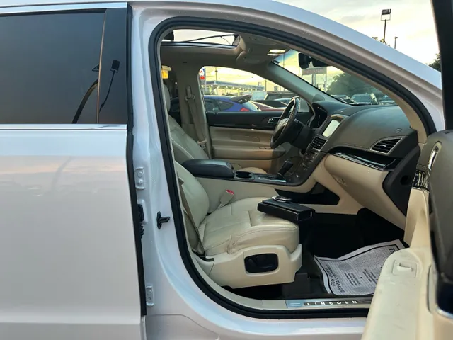 2018 Lincoln MKT Reserve - Photo 26