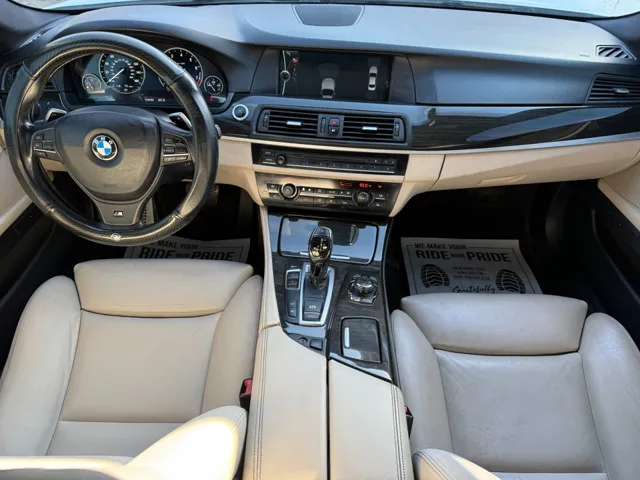 2012 BMW 5 Series 550i - Photo 23