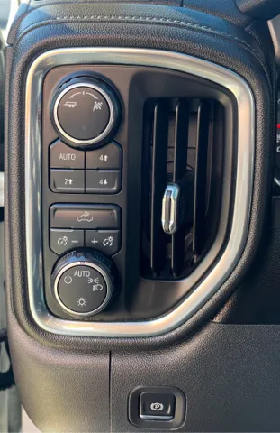 2019 Chevrolet Silverado 1500 LT - Photo 23