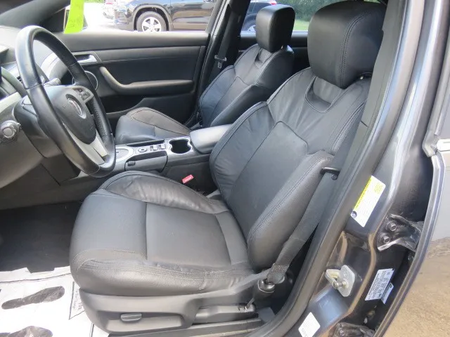 2009 Pontiac G8 Base - Photo 10