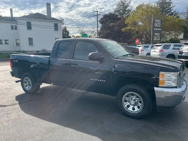 2012 Chevrolet Silverado 1500 LS photo 2