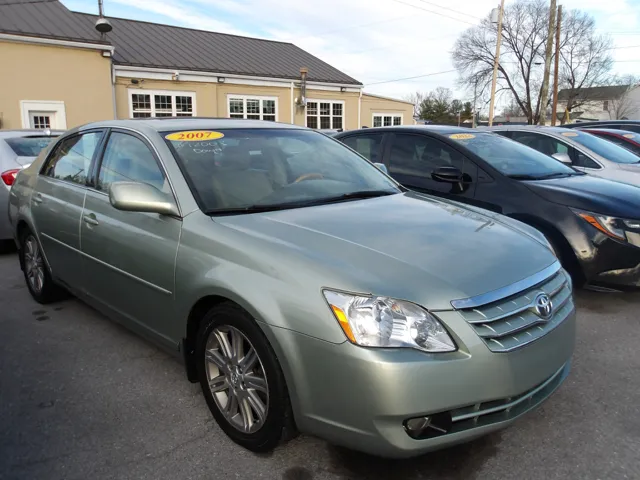 2007 Toyota Avalon Base's photo