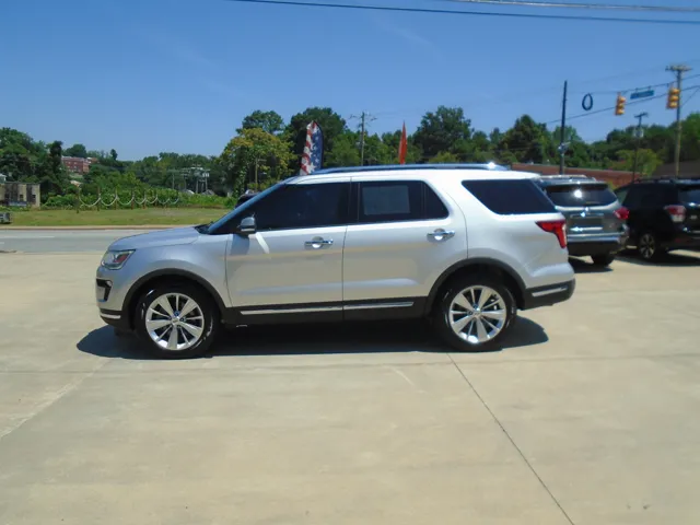 2019 Ford Explorer Limited 4WD photo