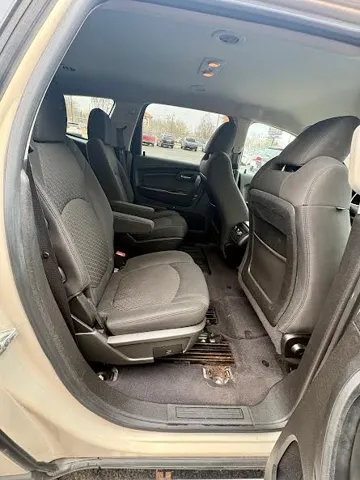 2012 Chevrolet Traverse 1LT - Photo 11