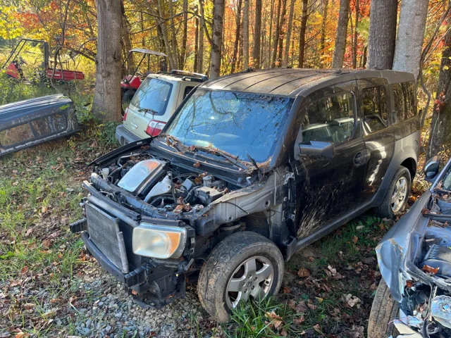 2003 Honda Element EX's photo