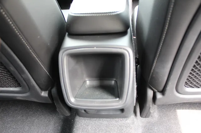 2021 Volvo XC40 Momentum photo 30