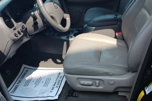 2007 Toyota Sequoia Limited - Photo 11